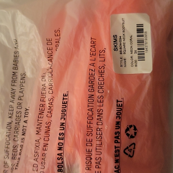 Skims Neon Fits Everybody Square Neck Bodysuit - Picture 6 of 10